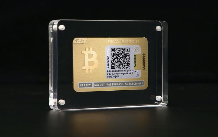 File:Ballet - REAL Bitcoin - 24k Gold display 2.jpg