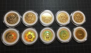 Crypto Imperator - 2016 999 gold 0.5 oz 1 BTC set.jpg