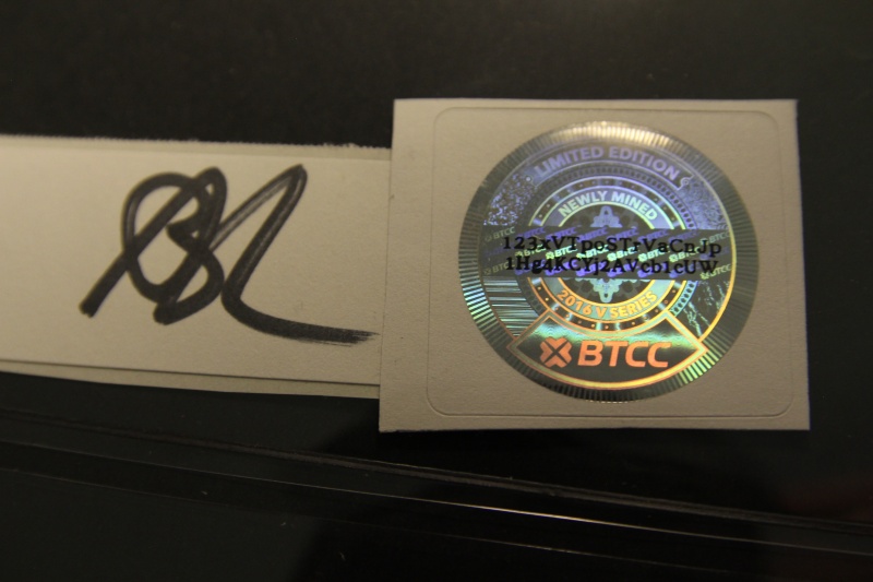 File:Encyclopedia Autograph Set BTCC Bobby Lee.jpg