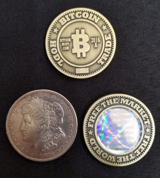 File:Bitcoin Mint Physical Wallet Series A.jpg