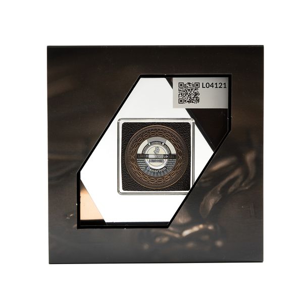 File:Denarium - 1 BTC Bronze Patinated back frame.jpg