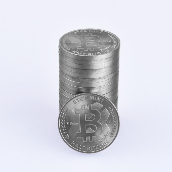 File:BTCC Mint half bitcoin roll.jpg